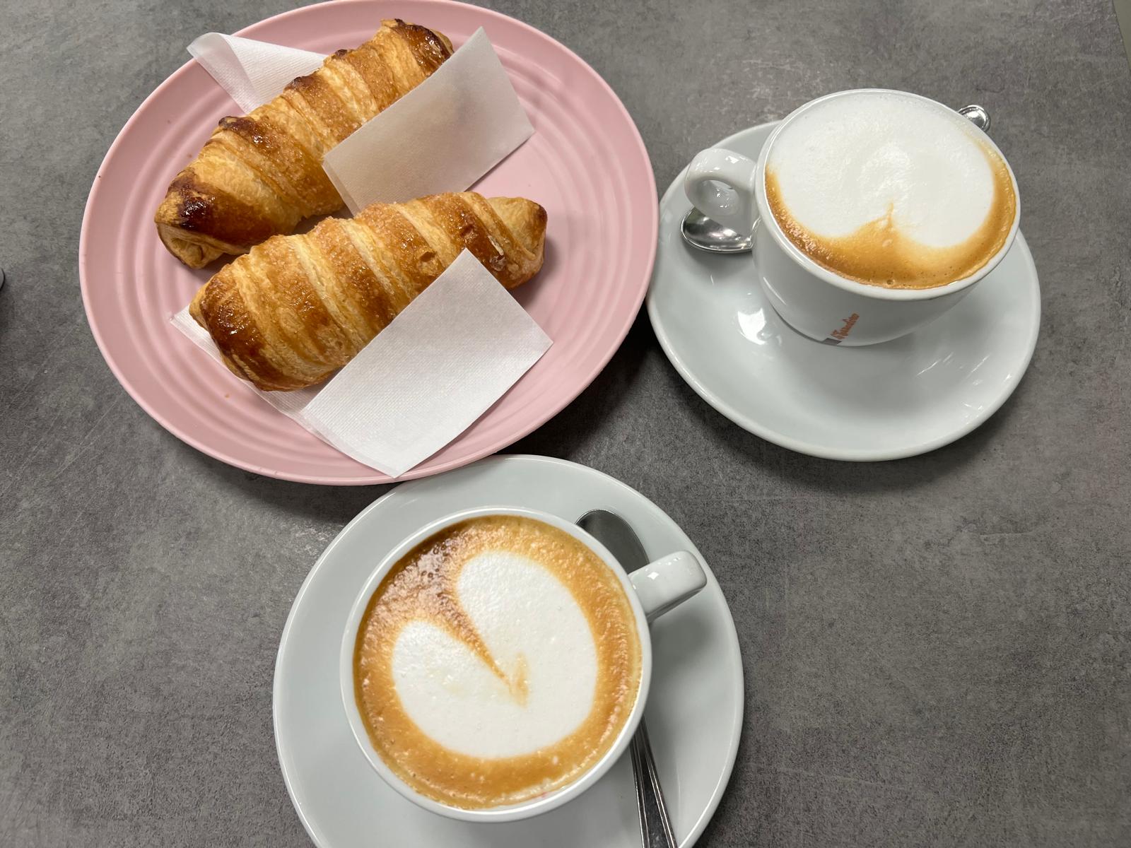 Restaurant terras aan het strand